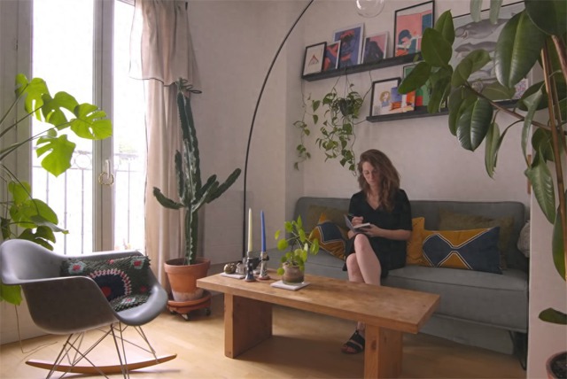 C&ocirc; g&aacute;i tiết kiệm 10 năm mới mua được nh&agrave;: Căn hộ 