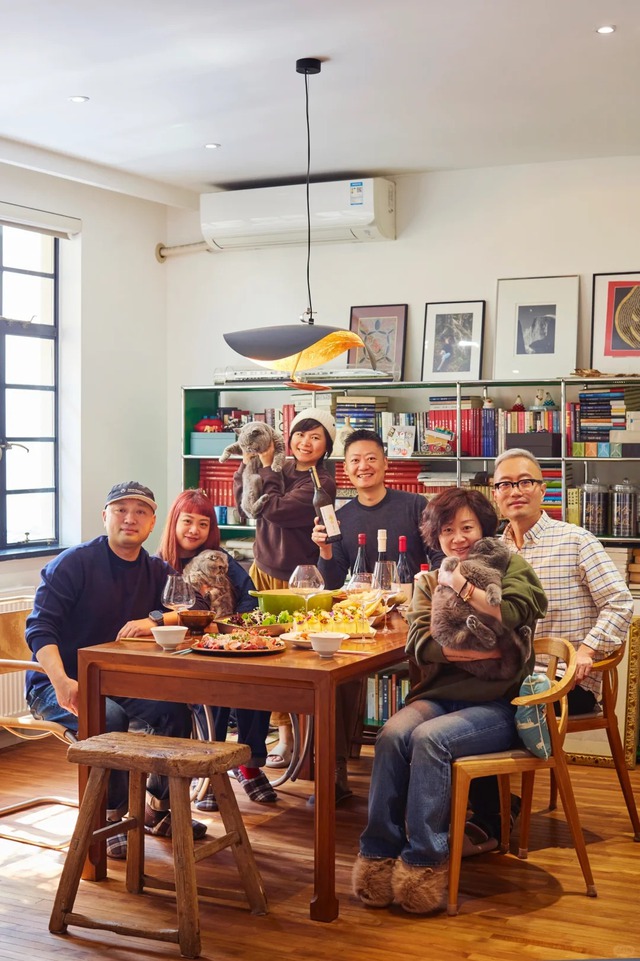 Ra mắt nhà người yêu dịp lễ hội: 3 chủ đề tuyệt đối không nên bàn luận trên bàn ăn nếu không muốn mất điểm- Ảnh 1.