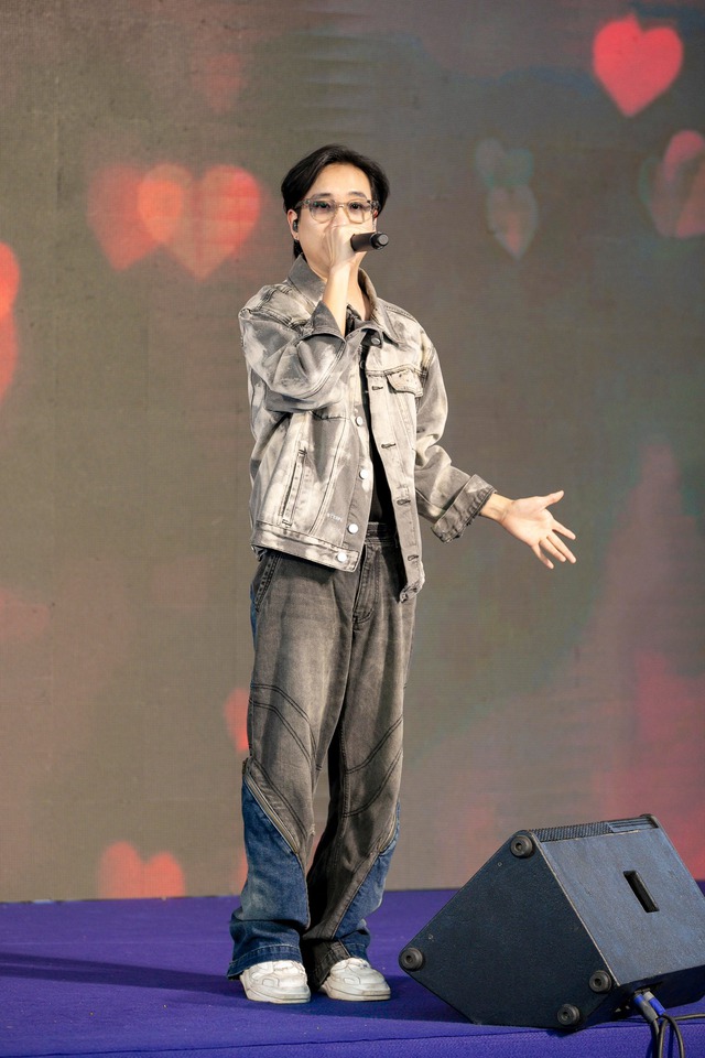 Mất 10 năm để chứng kiến điều này trong lịch sử nhạc Việt- Ảnh 1.