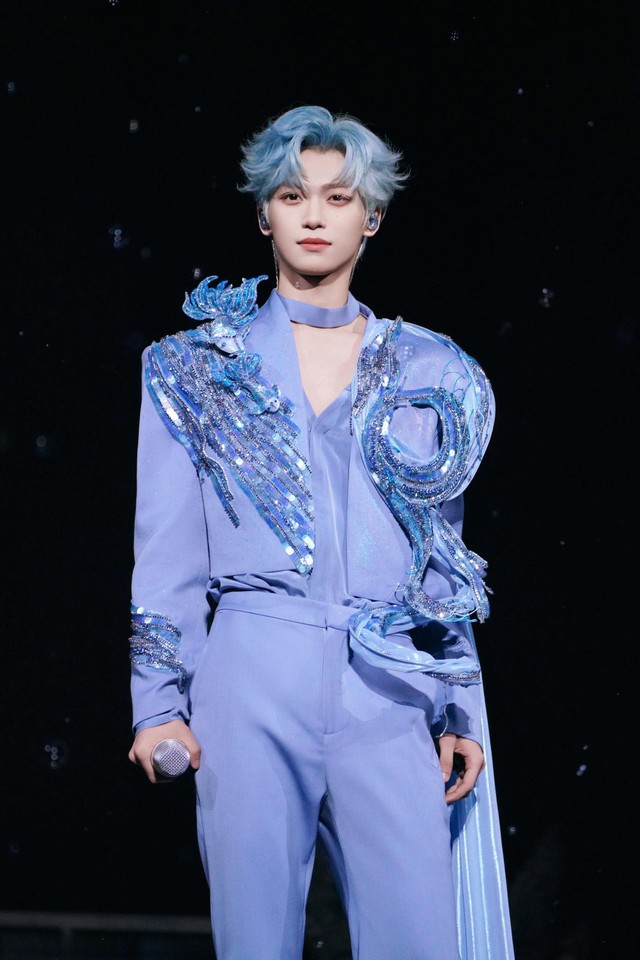 Mỹ nam đẹp như tiên tử xé truyện bước ra, chẳng trách mới nổi tiếng mà đã hot cỡ này!- Ảnh 1.