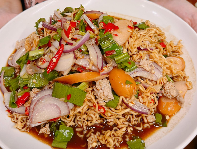 Bác sĩ Thái Lan cảnh báo 5 món ngon "nghe đến là thèm" NHƯNG làm tăng nguy cơ ung thư ruột kết- Ảnh 4.