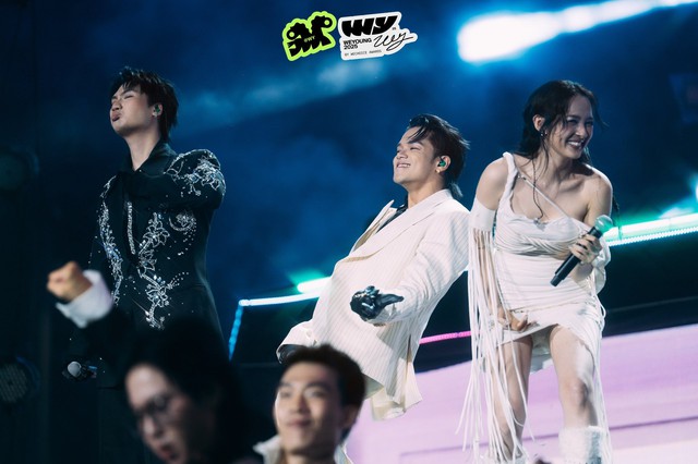 WeYoung 2025: Khi các nghệ sĩ trẻ làm chủ sân khấu và toả sáng bằng câu chuyện âm nhạc của chính mình- Ảnh 10.