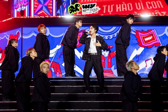 WeYoung 2025: Khi các nghệ sĩ trẻ làm chủ sân khấu và toả sáng bằng câu chuyện âm nhạc của chính mình- Ảnh 14.