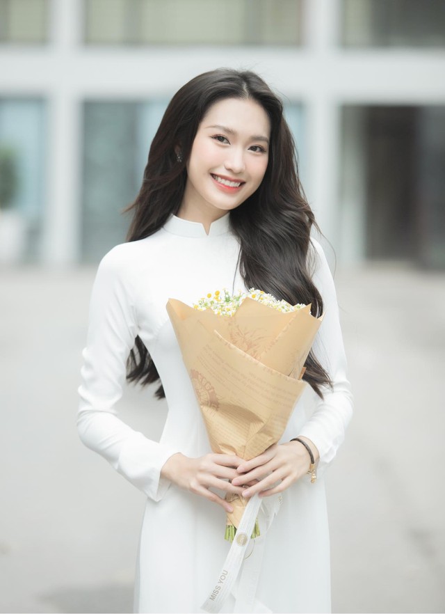 Toàn cảnh vụ Doãn Hải My bị gắn mác "làm chảnh" khi đỗ Thạc sĩ ĐH Luật, Mai Hà Trang nổi giận bênh vực- Ảnh 6.