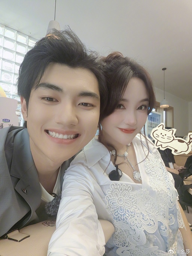 "Chị Đẹp" U45 được bạn trai kém 19 tuổi cầu hôn, cảnh đàm phán hợp đồng tiền hôn nhân gây xôn xao- Ảnh 4.