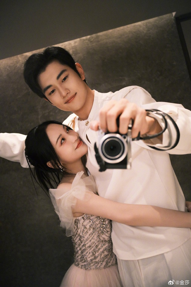 "Chị Đẹp" U45 được bạn trai kém 19 tuổi cầu hôn, cảnh đàm phán hợp đồng tiền hôn nhân gây xôn xao- Ảnh 1.