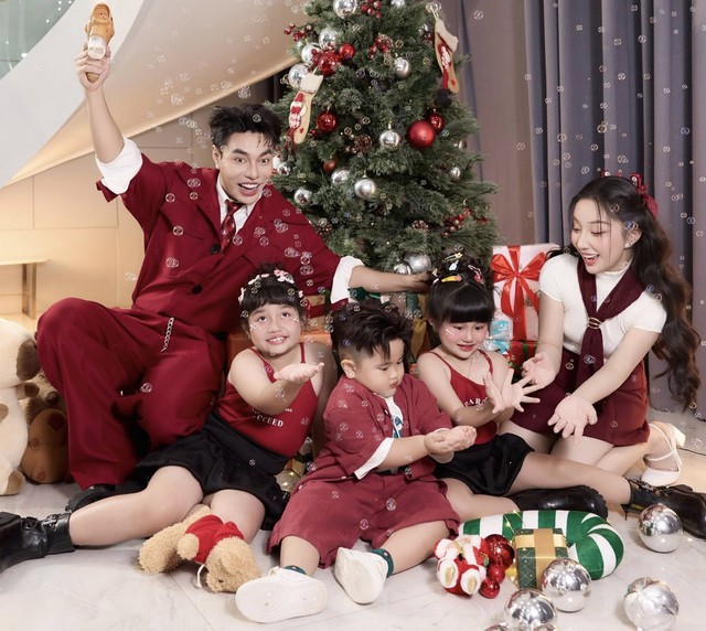 Noel này showbiz tưng bừng: 1 đôi khoe con gái, hội bạn 5 cặp vợ chồng Vbiz ăn tiệc trong biệt thự sang chảnh- Ảnh 2.