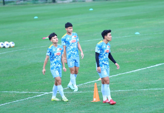 Phỏng vấn Lý Đức: Thái độ thế nào giữa ồn ào tình cảm với hogirl bắn súng Phí Thanh Thảo?- Ảnh 4. Phỏng vấn Lý Đức: Thái độ thế nào giữa ồn ào tình cảm với hogirl bắn súng Phí Thanh Thảo?- Ảnh 4.