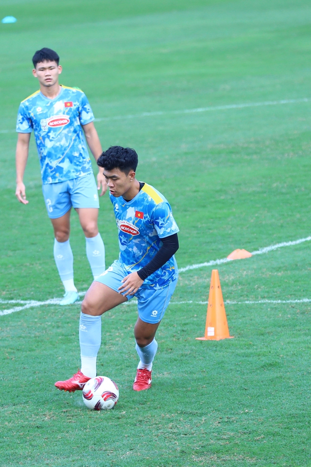 Phỏng vấn Lý Đức: Thái độ thế nào giữa ồn ào tình cảm với hogirl bắn súng Phí Thanh Thảo?- Ảnh 5. Phỏng vấn Lý Đức: Thái độ thế nào giữa ồn ào tình cảm với hogirl bắn súng Phí Thanh Thảo?- Ảnh 5.