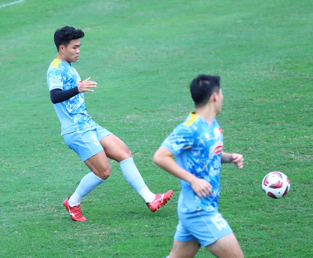 Phỏng vấn Lý Đức: Thái độ thế nào giữa ồn ào tình cảm với hogirl bắn súng Phí Thanh Thảo?- Ảnh 1. Phỏng vấn Lý Đức: Thái độ thế nào giữa ồn ào tình cảm với hogirl bắn súng Phí Thanh Thảo?- Ảnh 1.