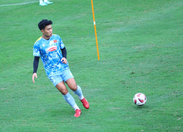 Phỏng vấn Lý Đức: Thái độ thế nào giữa ồn ào tình cảm với hogirl bắn súng Phí Thanh Thảo?- Ảnh 2. Phỏng vấn Lý Đức: Thái độ thế nào giữa ồn ào tình cảm với hogirl bắn súng Phí Thanh Thảo?- Ảnh 2.