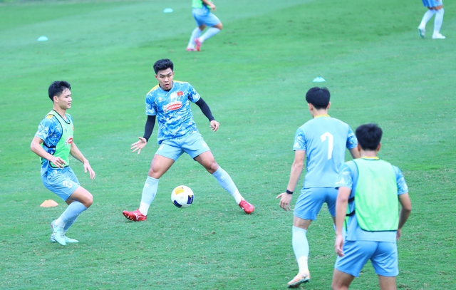 Phỏng vấn Lý Đức: Thái độ thế nào giữa ồn ào tình cảm với hogirl bắn súng Phí Thanh Thảo?- Ảnh 3. Phỏng vấn Lý Đức: Thái độ thế nào giữa ồn ào tình cảm với hogirl bắn súng Phí Thanh Thảo?- Ảnh 3.