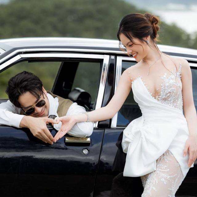 Đám cưới nam diễn viên Vbiz và vợ bác sĩ kém 16 tuổi: Cô dâu chú rể sánh đôi, dàn sao nổi tiếng tham dự- Ảnh 10.