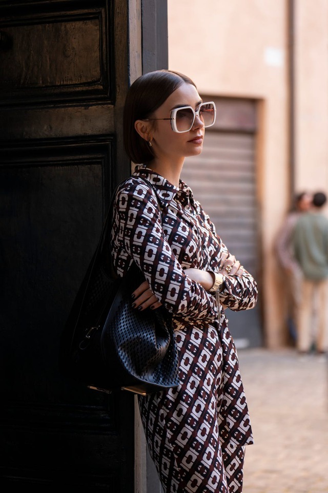 Nữ chính phim ngôn tình top 1 toàn cầu: Từ chối làm dâu hào môn, visual quá xuất sắc, style tuyệt đối sang chảnh- Ảnh 7. Nữ chính phim ngôn tình top 1 toàn cầu: Từ chối làm dâu hào môn, visual quá xuất sắc, style tuyệt đối sang chảnh- Ảnh 7.