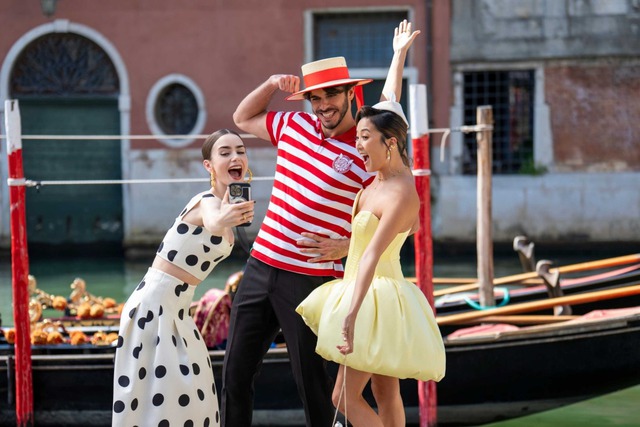 Nữ chính phim ngôn tình top 1 toàn cầu: Từ chối làm dâu hào môn, visual quá xuất sắc, style tuyệt đối sang chảnh- Ảnh 4. Nữ chính phim ngôn tình top 1 toàn cầu: Từ chối làm dâu hào môn, visual quá xuất sắc, style tuyệt đối sang chảnh- Ảnh 4.