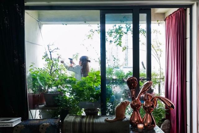 Nữ giám đốc độc thân sống trong căn hộ 90m2, thuê thêm căn 35m2 mở quầy bar mini mời hàng xóm đến xập xình- Ảnh 8.