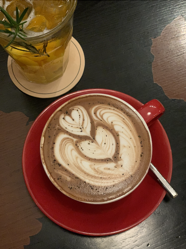 Tin tôi đi, cà phê Starbucks là rẻ nhất đấy!- Ảnh 3.