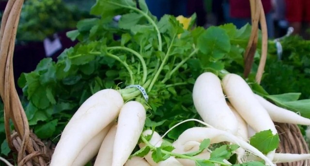 Phần này còn quý hơn "nhân sâm trắng", vitamin A gấp 2300 lần nhưng người Việt thường xuyên vứt bỏ- Ảnh 2.