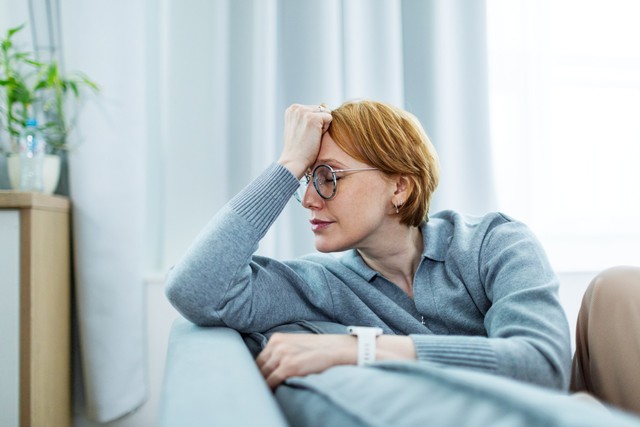 Tuổi trung niên của tôi không bắt đầu bằng nếp nhăn, mà bằng những thay đổi khiến tôi "không còn nhận ra mình"- Ảnh 3.