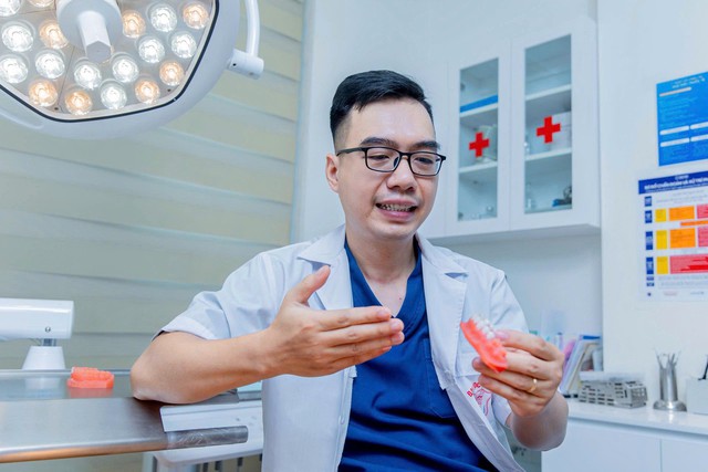 Làm đẹp răng đón Tết: "Đây là lúc bác sĩ phải tỉnh táo nhất"- Ảnh 1.