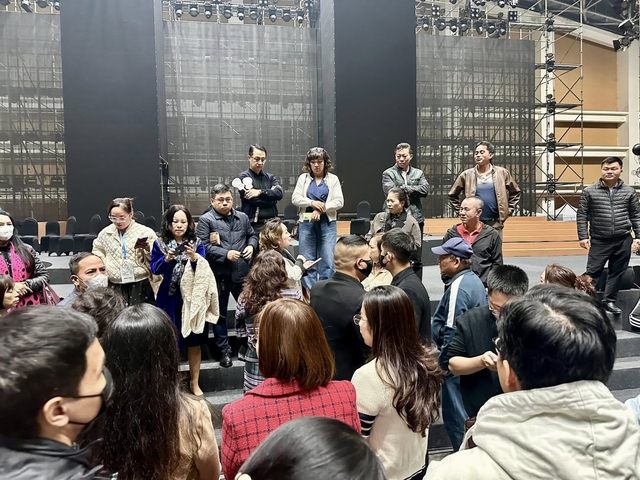 Trang Thông tin Chính phủ: Đơn vị tổ chức show Về Đây Bốn Cánh Chim Trời phải chịu trách nhiệm hoàn toàn trước pháp luật- Ảnh 3.