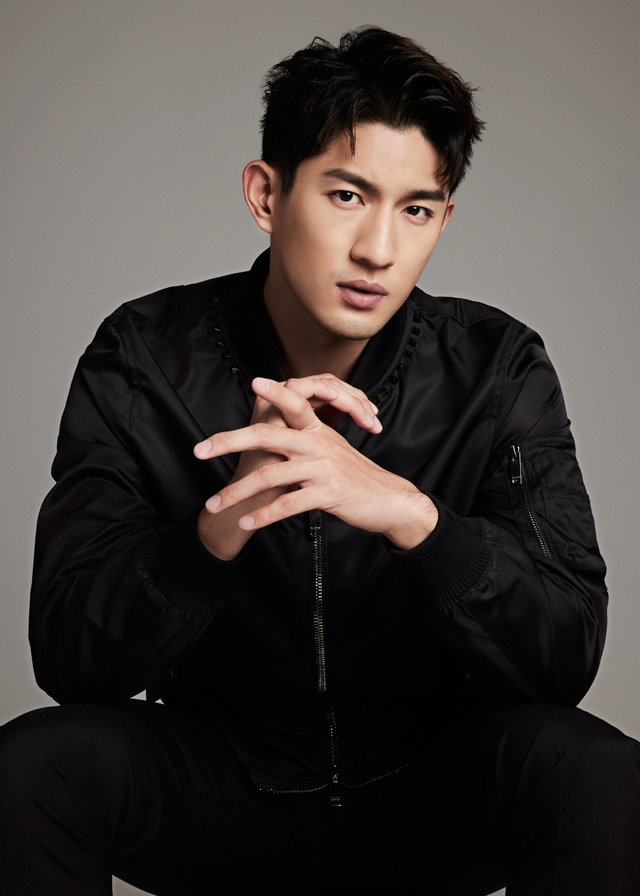 10 nam diễn viên đẹp nhất thế giới 2025: V (BTS) xếp sau Vu Mông Lung, hạng 1 ai thấy cũng chê cực mạnh- Ảnh 3.