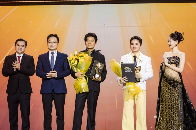 Mỹ Tâm được vinh danh Đại sứ quảng cáo - Thành tựu trọn đời tại Vạn Xuân Awards 2025- Ảnh 1.