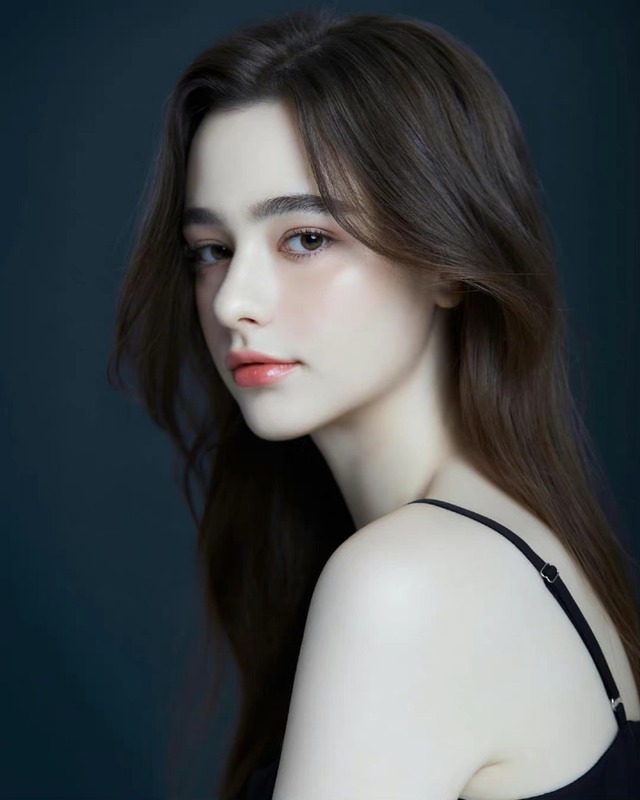 Công bố Top 100 gương mặt đẹp nhất thế giới 2025: Ai số 1?- Ảnh 20.