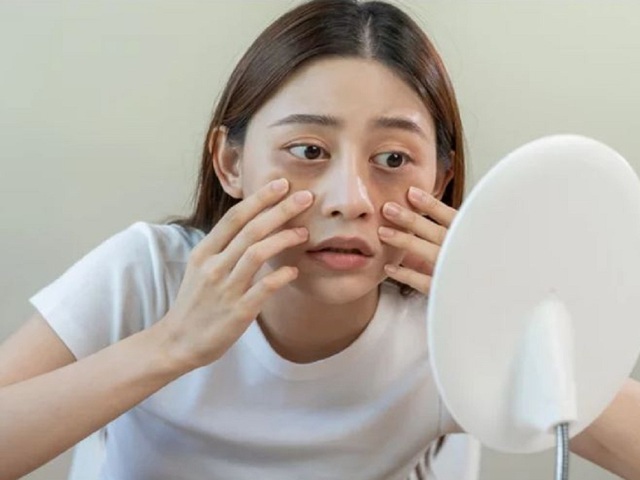 Những bất thường ở vùng đầu cảnh báo ung thư phổi? Nếu có 3 dấu hiệu này hãy đi khám càng sớm càng tốt!- Ảnh 3.