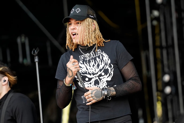 Ca sĩ nổi tiếng đột ngột qua đời ở tuổi 26- Ảnh 3.