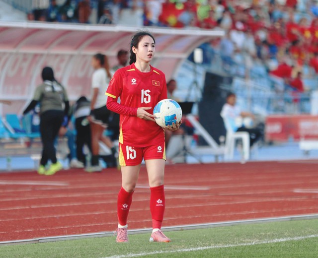 Nhan sắc đời thường xinh như búp bê gây sốt cõi mạng Thái Lan của tuyển thủ bóng đá nữ Việt Nam- Ảnh 2.