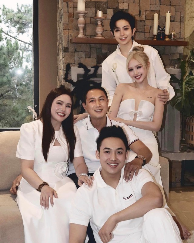 Xoài Non về quê ra mắt họ hàng người yêu, mối quan hệ với mẹ Gil Lê lộ rõ qua 1 chi tiết- Ảnh 3. Xoài Non về quê ra mắt họ hàng người yêu, mối quan hệ với mẹ Gil Lê lộ rõ qua 1 chi tiết- Ảnh 3.