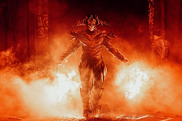 Xin chụp hình với “Hỏa Vương đẹp trai nhất làng xiếc”, 9 tháng sau cô gái “đổi vai” làm vợ- Ảnh 7.