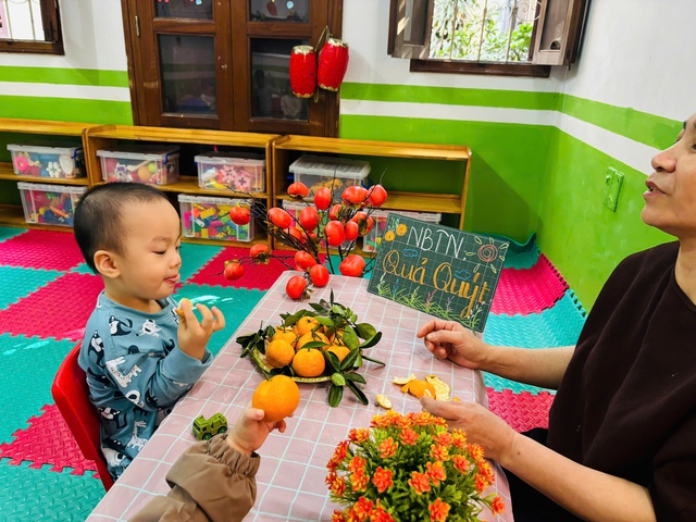 Hoang mang khi giáo viên phản ánh con đi trẻ hay cắn cấu bạn, bố mẹ nên làm gì?- Ảnh 3.