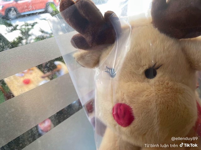 Hàng loạt khách đòi "bắt đền" Jollibee sau khi săn tuần lộc Noel- Ảnh 5. Hàng loạt khách đòi "bắt đền" Jollibee sau khi săn tuần lộc Noel- Ảnh 5.