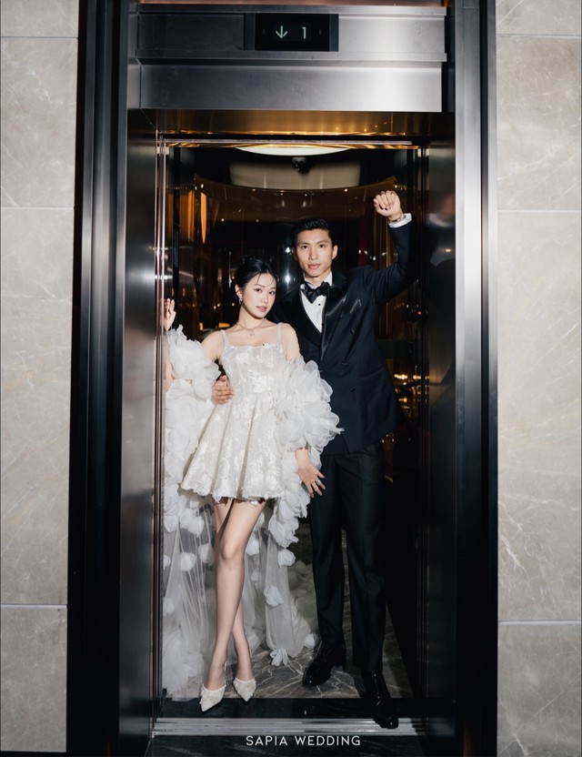 Đoàn Văn Hậu tái xuất, không ai hạnh phúc hơn Doãn Hải My, lần hiếm hoi tiểu thư "gắt gỏng" cũng vì bảo vệ chồng- Ảnh 10.