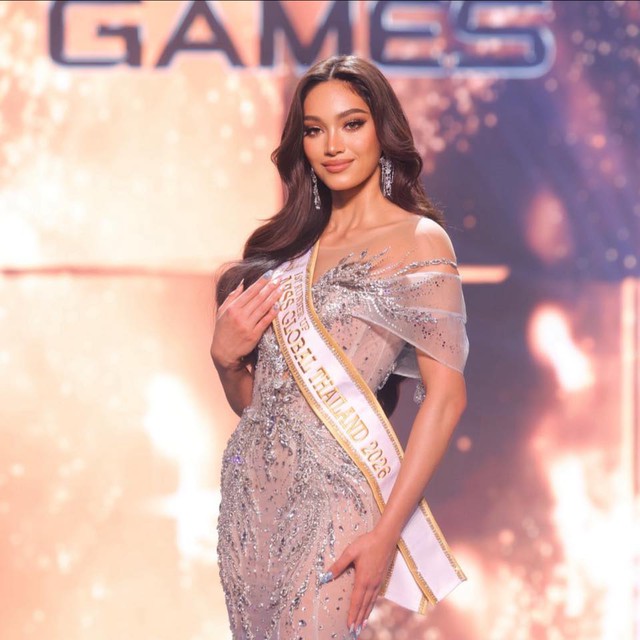 Lộ diện 11 hoa hậu, á hậu Thái Lan cầm biển dẫn đoàn ở lễ khai mạc SEA Games 33- Ảnh 8.