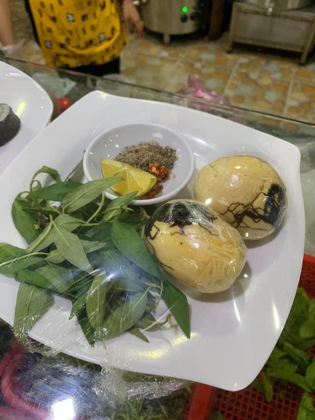 Rùng mình với món "hột vịt lộn chay": Nhìn giao diện y chang bản gốc, biết nguyên liệu làm từ gì mới ngỡ ngàng- Ảnh 3.