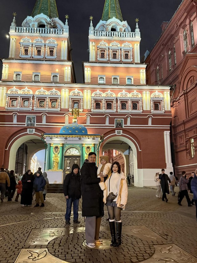 Quý tử nhà thủ môn Lâm Tây - Yến Xuân chiếm spotlight, sinh ra từ vạch đích, visual lại đáng yêu quá đỗi- Ảnh 3. Quý tử nhà thủ môn Lâm Tây - Yến Xuân chiếm spotlight, sinh ra từ vạch đích, visual lại đáng yêu quá đỗi- Ảnh 3.