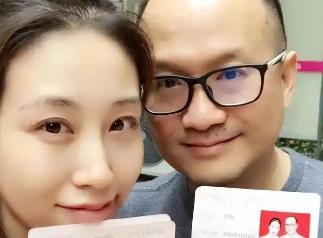 "Nữ diễn viên phim giờ vàng" tố chồng ngoại tình, dẫn tiểu tam về nhà, cướp 2 con sinh đôi- Ảnh 2. "Nữ diễn viên phim giờ vàng" tố chồng ngoại tình, dẫn tiểu tam về nhà, cướp 2 con sinh đôi- Ảnh 2.