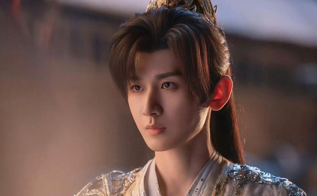 5 ngôi sao diễn dở nhất Trung Quốc 2025: Triệu Lệ Dĩnh thất bại cùng cực, hạng 1 bị đòi đuổi khỏi showbiz- Ảnh 8.