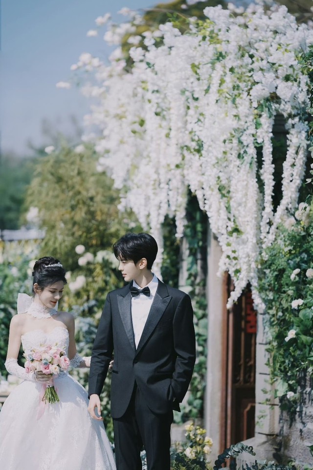 10 cặp đôi đẹp nhất Trung Quốc 2025: Triệu Lộ Tư - Trần Vỹ Đình xếp thứ 7, hạng 1 trời sinh để yêu nhau- Ảnh 3. 10 cặp đôi đẹp nhất Trung Quốc 2025: Triệu Lộ Tư - Trần Vỹ Đình xếp thứ 7, hạng 1 trời sinh để yêu nhau- Ảnh 3.