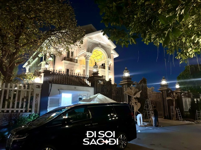 Cận cảnh biệt thự nhà tỷ phú Johnathan Hạnh Nguyễn - nơi đang diễn ra đám cưới thế kỷ của “con gái yêu”- Ảnh 4.