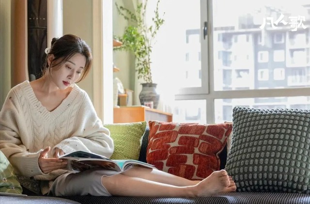 Biệt thự của "mỹ nhân có vòng eo đẹp nhất showbiz", ai đi qua cũng ngoái nhìn- Ảnh 10.