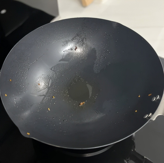 6 thói quen xào nấu tưởng vô hại nhưng đang âm thầm hủy hoại bạn mỗi ngày- Ảnh 8. 6 thói quen xào nấu tưởng vô hại nhưng đang âm thầm hủy hoại bạn mỗi ngày- Ảnh 8.