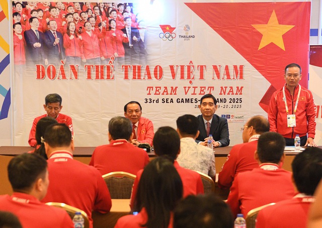 Tuyển nữ Việt Nam vất vả ở SEA Games 33, sân tập cách 40km, di chuyển mất tới 5 tiếng mỗi ngày- Ảnh 1. Tuyển nữ Việt Nam vất vả ở SEA Games 33, sân tập cách 40km, di chuyển mất tới 5 tiếng mỗi ngày- Ảnh 1.