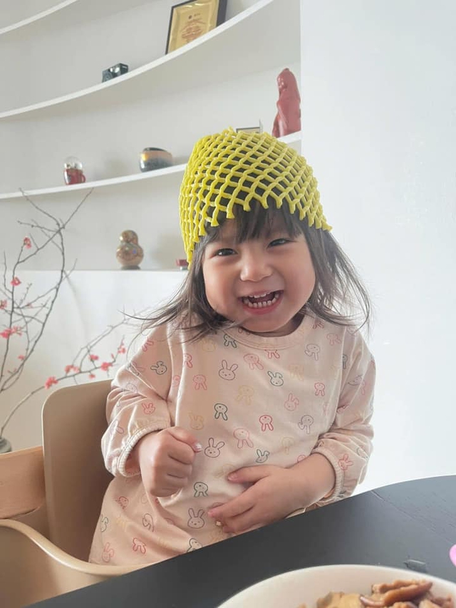 Khi "content tự ập đến" với mẹ bé Pam: Nghe con gái yêu miêu tả cốc matcha yêu thích mà muốn "sống chậm hẳn"- Ảnh 4.