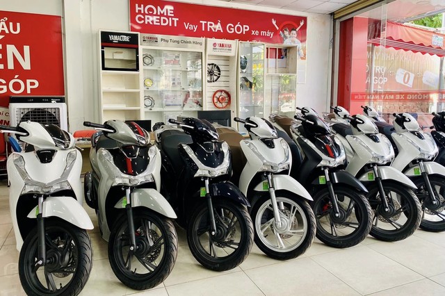 Giá xe Honda SH mới nhất tháng 2/2025: Giá giảm cực kỳ hấp dẫn, có mẫu dưới giá đề xuất- Ảnh 1.