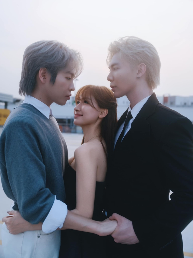 Erik “mất nhiệt” và cú lội ngược dòng ngoạn mục của “hoàng tử ballad”- Ảnh 6. Erik “mất nhiệt” và cú lội ngược dòng ngoạn mục của “hoàng tử ballad”- Ảnh 6.