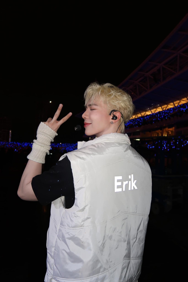 Erik “mất nhiệt” và cú lội ngược dòng ngoạn mục của “hoàng tử ballad”- Ảnh 3. Erik “mất nhiệt” và cú lội ngược dòng ngoạn mục của “hoàng tử ballad”- Ảnh 3.